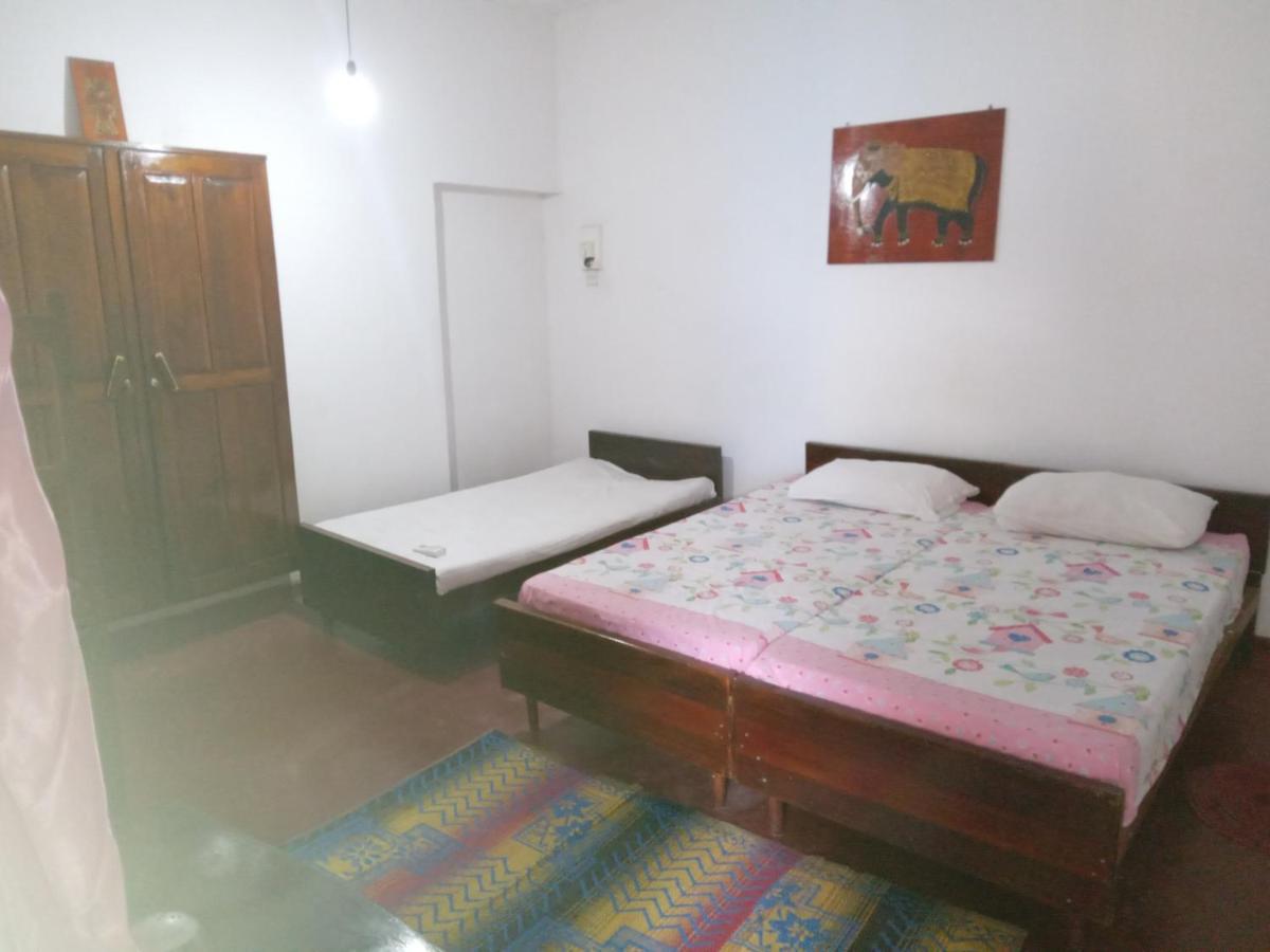 Aeroform Homestay Negombo Esterno foto